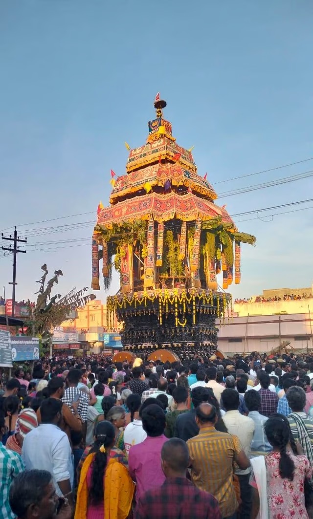 Chennimalai Murugan Temple to remove the sins committed!!