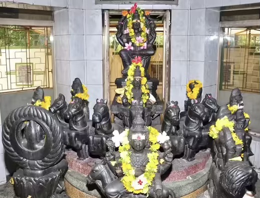 The heroes of the nine planets that bring good luck..!! - 05