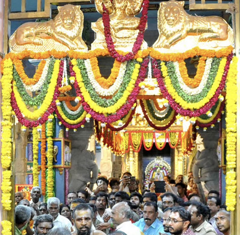 Salem Fort Mariamman's Aadiperundru festival..!!